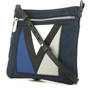 Jaden Smith, Louis Vuitton Damier Thames PM Shoulder Bag Hand Bag