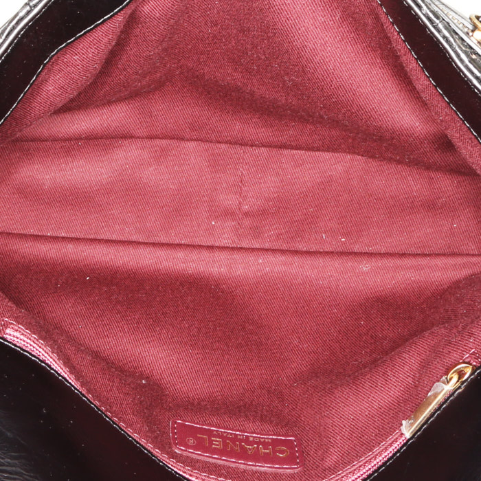 Sac à main Chanel Timeless en cuir matelassé noir et python noir - Detail D3