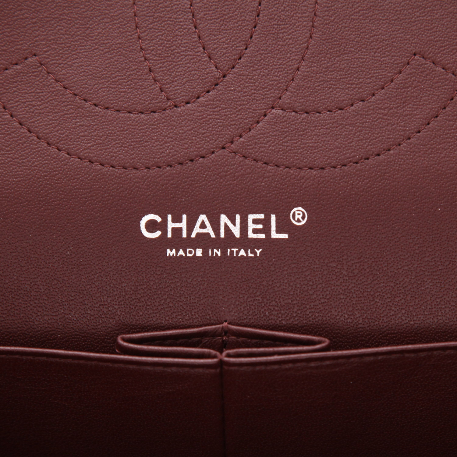 Bolso bandolera Chanel  Timeless Jumbo en cuero granulado acolchado negro - Detail D2