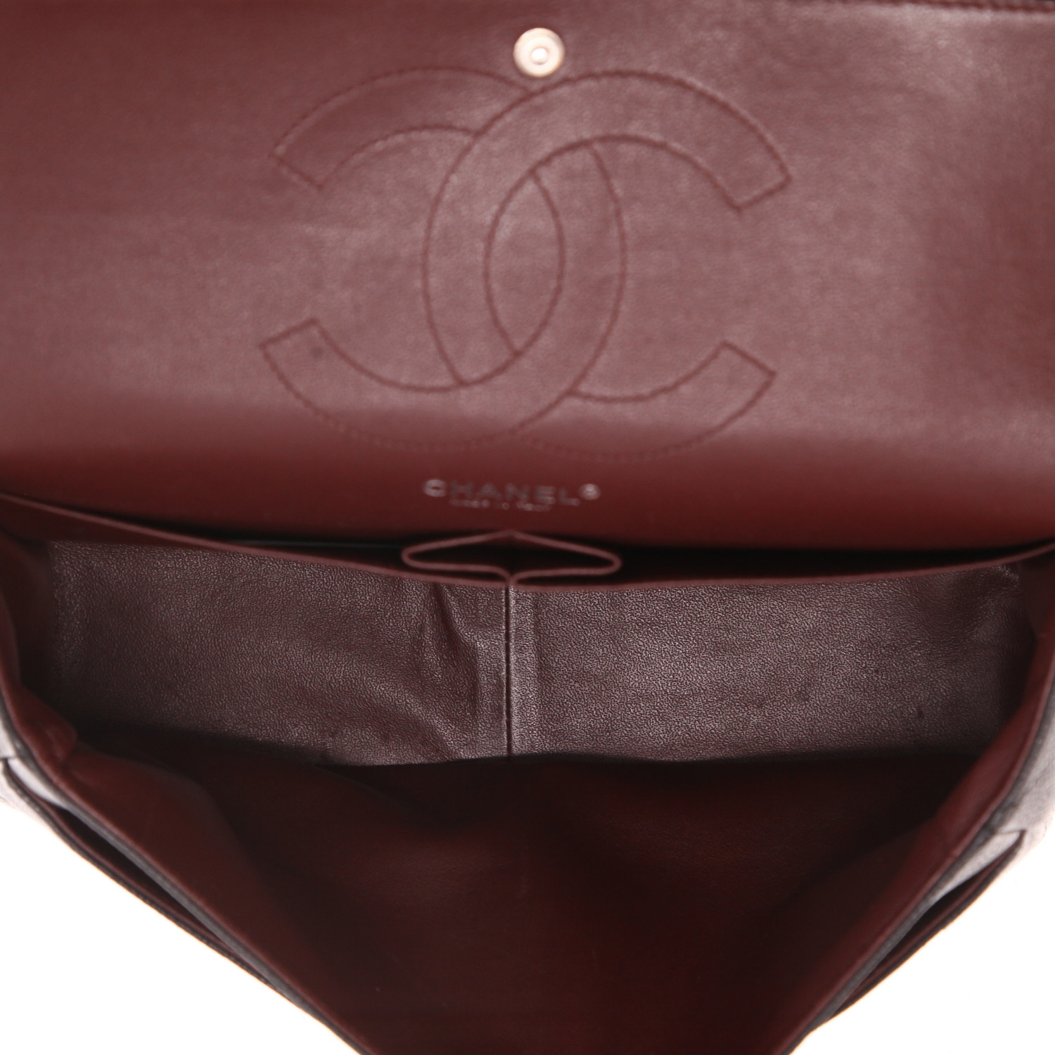 Borsa a tracolla Chanel  Timeless Jumbo in pelle martellata e trapuntata nera - Detail D3