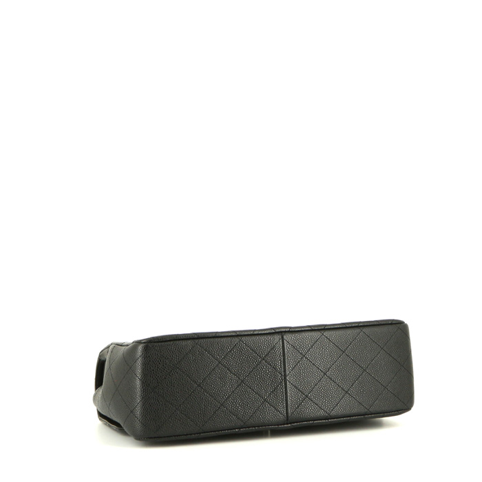 Sac bandoulière Chanel  Timeless Jumbo en cuir grainé matelassé noir - Detail D5