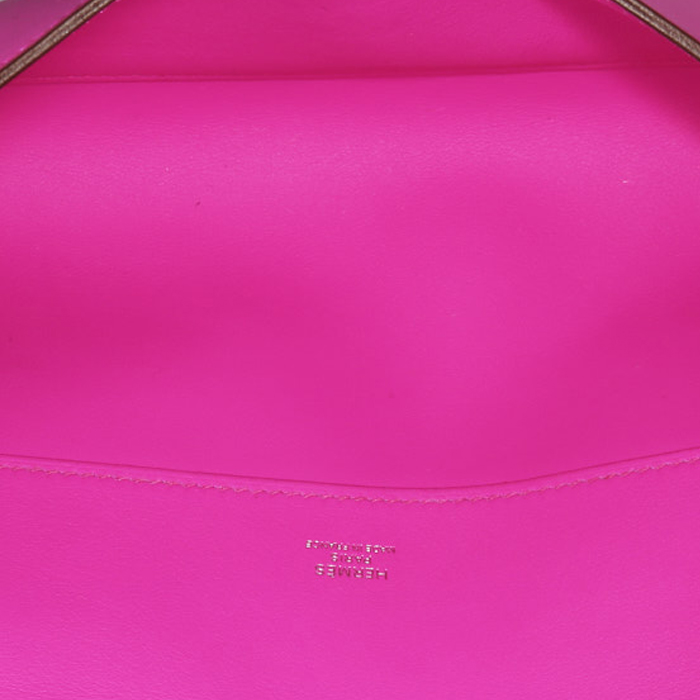 Pochette Hermès Kelly Cut en cuir Swift rose Magnolia - Detail D2
