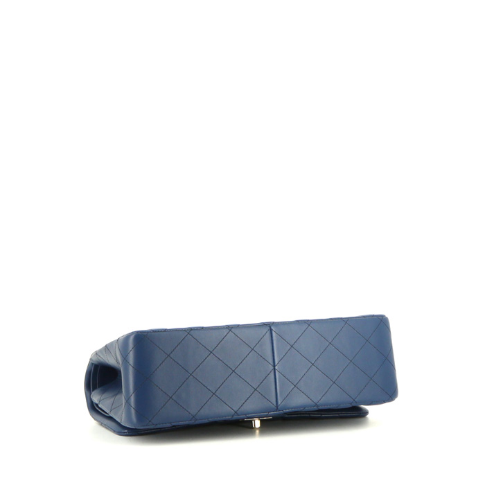 Borsa a tracolla Chanel  Timeless Jumbo in pelle trapuntata blu - Detail D5