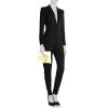 Pochette Hermès In&Out en cuir Swift blanc nata - Detail D1 thumbnail