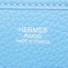 Borsa a tracolla Hermes Evelyne modello grande in pelle taurillon clemence Bleu Paradis - Detail D3 thumbnail