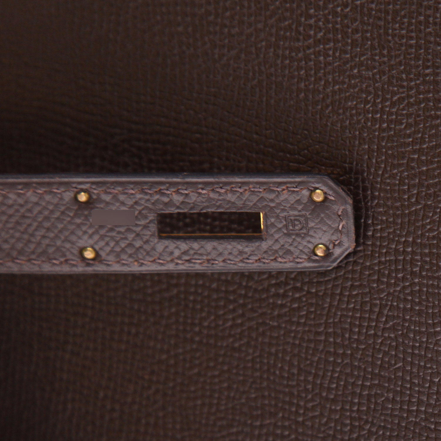 Bolso de mano Hermès  Kelly 32 cm en cuero Courchevel marrón - Detail D4