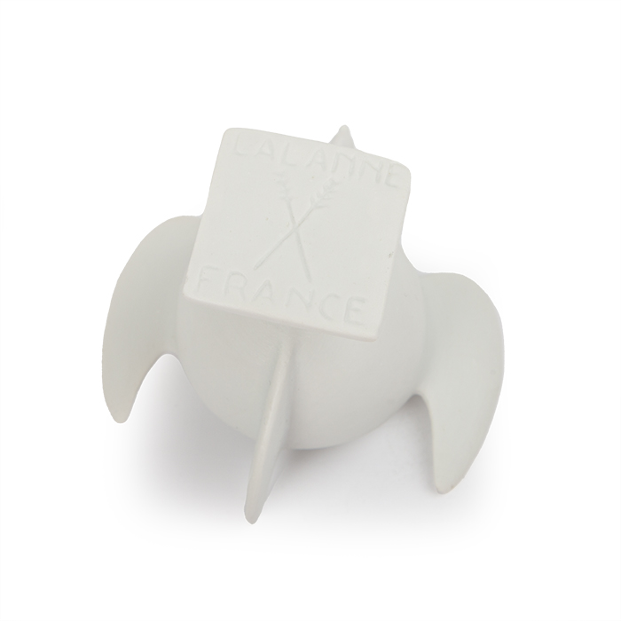 François-Xavier Lalanne, paire de coquetiers "Poule", en biscuit de la manufacture de la porcelaine de Paris, signés, avec leur écrin d'origine, des années 1990 - Detail D3