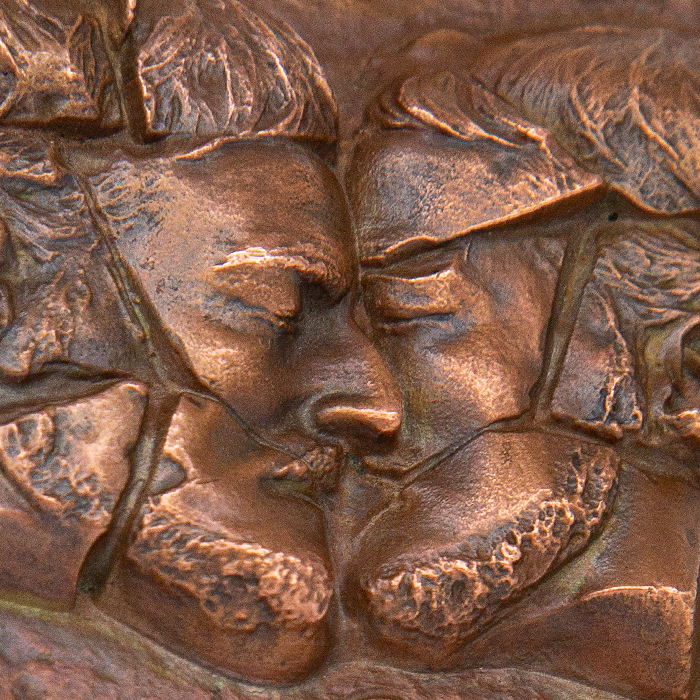 César, "Portrait de Roger Bezombes", médaille de la monnaie de Paris, en bronze à patine cuivrée, signée, numérotée et datée, de 1973 - Detail D3