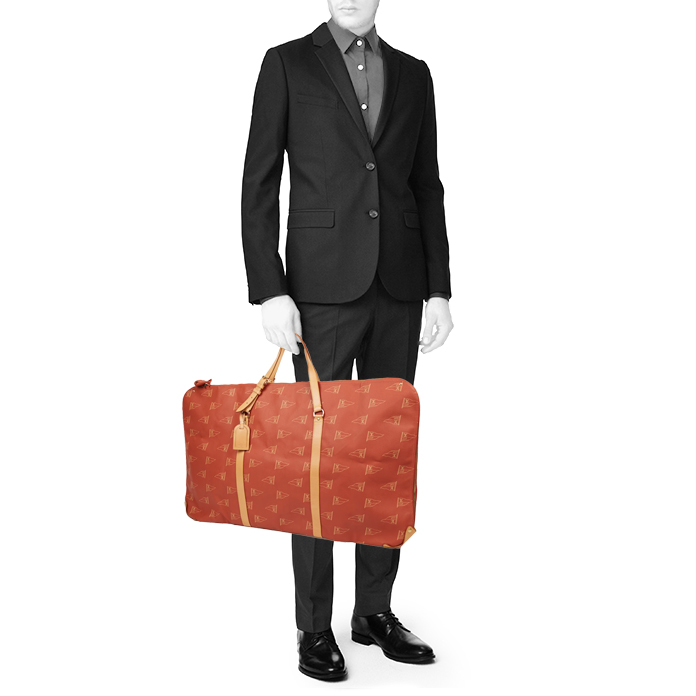 Louis Vuitton America's Cup clothes-hangers in red coated canvas and natural leather - Detail D1