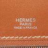 Pochette Hermès Virevolte in pelle di vitello doblis e pelle togo gold - Detail D5 thumbnail