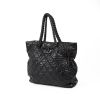 Chanel shopping bag in black quilted leather - 00pp thumbnail