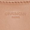 Bolso bandolera Givenchy en cuero beige - Detail D5 thumbnail