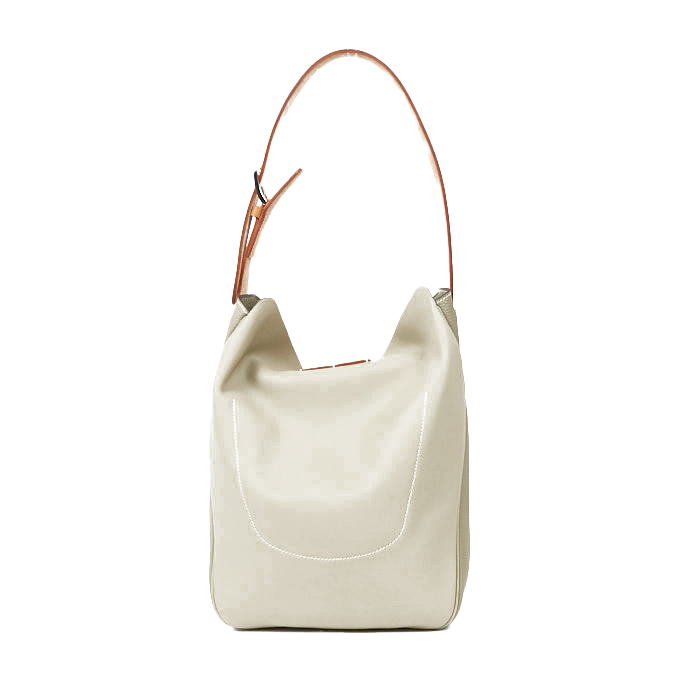 Borsa a spalla Hermès Virevolte in pelle Swift verde Sauge e pelle naturale - Detail D2