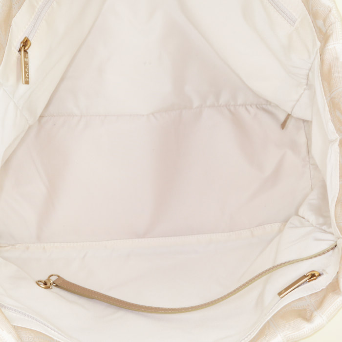 Sac cabas Chanel Grand Shopping en toile beige-rosé et cuir beige-rosé - Detail D2