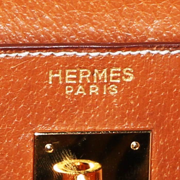 Hermes Kelly 35 cm handbag in gold Pecari leather - Detail D5