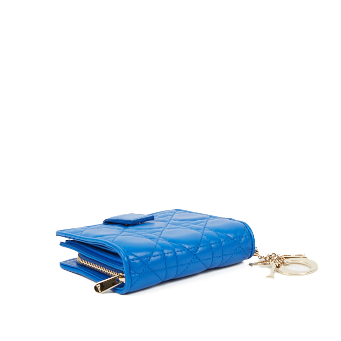Portefeuille Dior Lady Dior petit en cuir cannage bleu - Detail D3