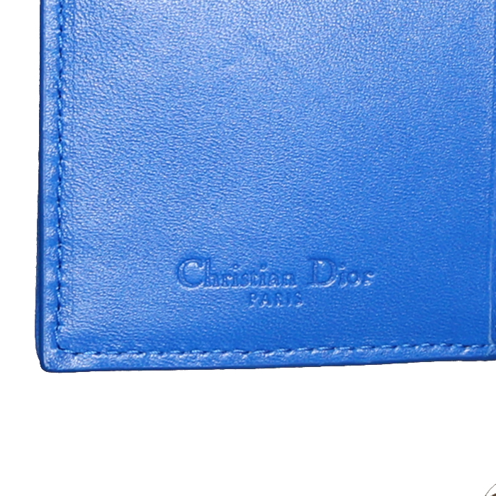 Portefeuille Dior Lady Dior petit en cuir cannage bleu - Detail D5