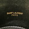 Sac bandoulière Saint Laurent Loulou Puffer petit modèle en cuir matelassé noir - Detail D4 thumbnail