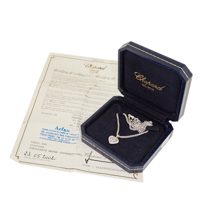 Collier Chopard Happy Diamonds Icon en or blanc et diamants - Detail D2