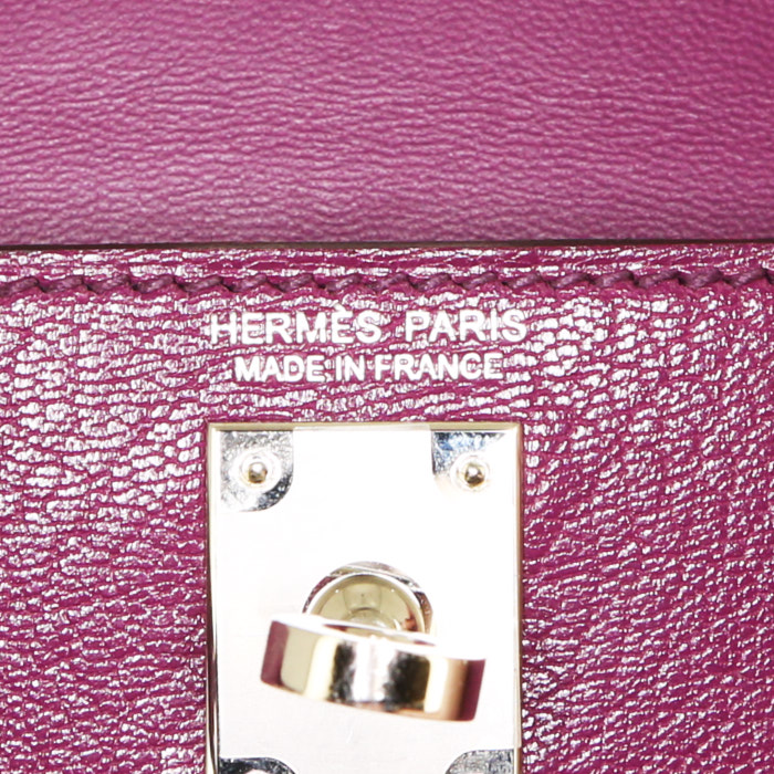 Hermès  Kelly 20 cm handbag  in purple Anemone Mysore leather - Detail D4