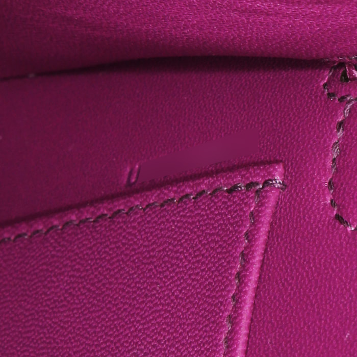 Hermès  Kelly 20 cm handbag  in purple Anemone Mysore leather - Detail D5