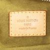 Sac à main Louis Vuitton Baggy en toile denim monogrammée vert-kaki et cuir naturel - Detail D3 thumbnail