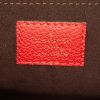 Bolso de mano Louis Vuitton Trocadéro en cuero Monogram rojo - Detail D3 thumbnail