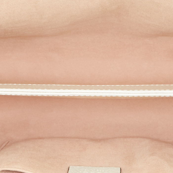 Bolso bandolera Gucci Ophidia en lona Monogram beige y cuero beige - Detail D2