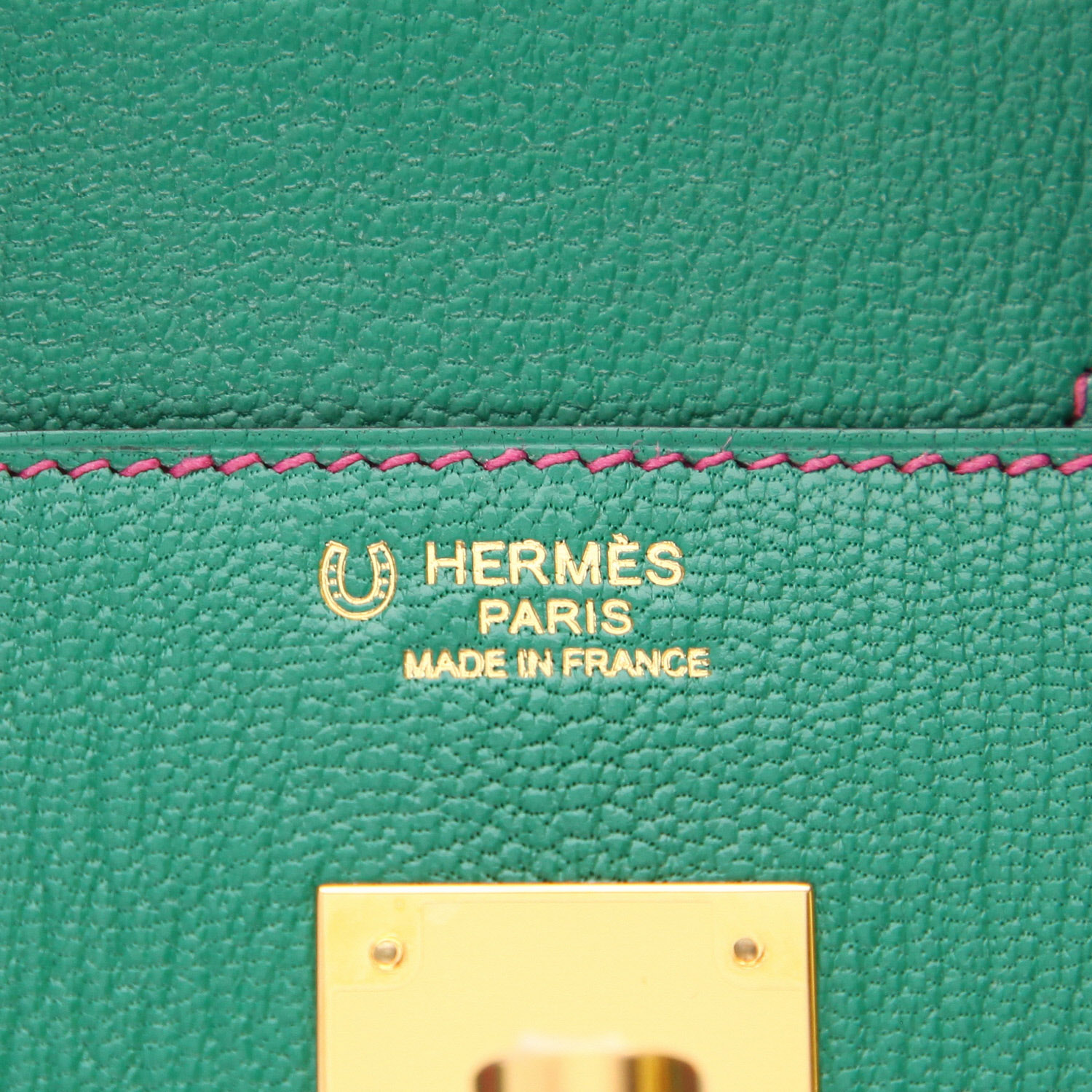 Sac à main Hermes Birkin 30 cm en chevre bicolore verte et fuschia - Detail D2