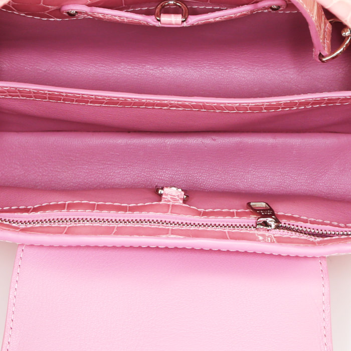 Borsa Louis Vuitton Capucines in alligatore rosa - Detail D3