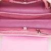 Bolso de mano Louis Vuitton Capucines en aligátor rosa - Detail D3 thumbnail