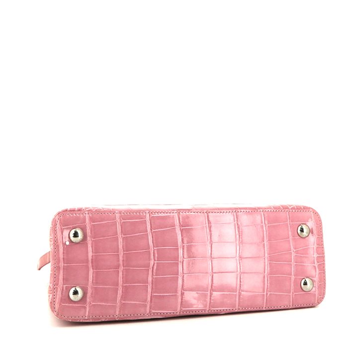 Borsa Louis Vuitton Capucines in alligatore rosa - Detail D5