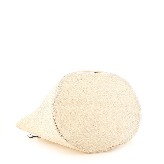 Bolso de mano Chanel en lona beige - Detail D3