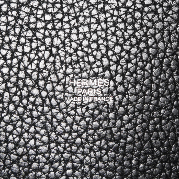 Hermes Picotin 22 handbag in black togo leather - Detail D3