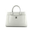 Borsa a tracolla Chanel Executive in pelle grigia - 360 thumbnail