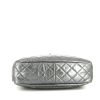 Chanel Camera handbag  in silver quilted leather - Detail D5 thumbnail