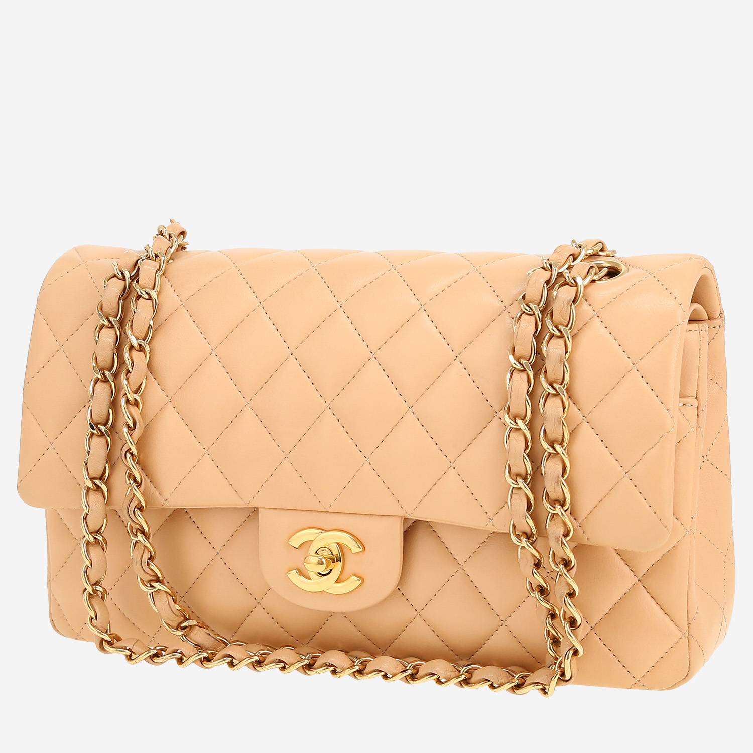 Chanel  Timeless Classic handbag  in beige quilted leather