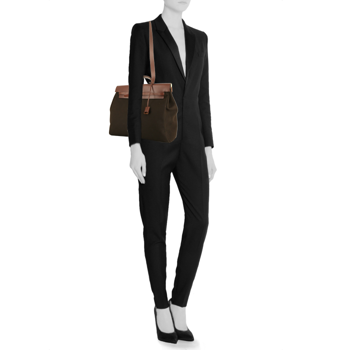 Borsa Hermes Herbag in tela marrone e mucca Hunter marrone - Detail D2