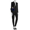 Borsa a tracolla Gucci GG Marmont in velluto trapuntato blu con decori geometrici - Detail D2 thumbnail