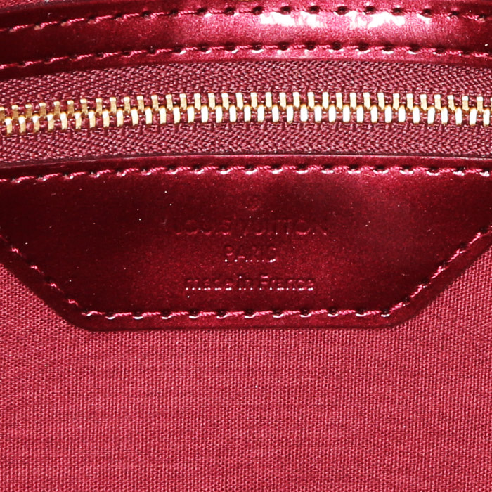 Sac cabas Louis Vuitton Wilshire en cuir verni monogram bordeaux - Detail D3