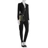 Louis Vuitton Capucines medium model  shoulder bag  in black grained leather  and python - Detail D2 thumbnail