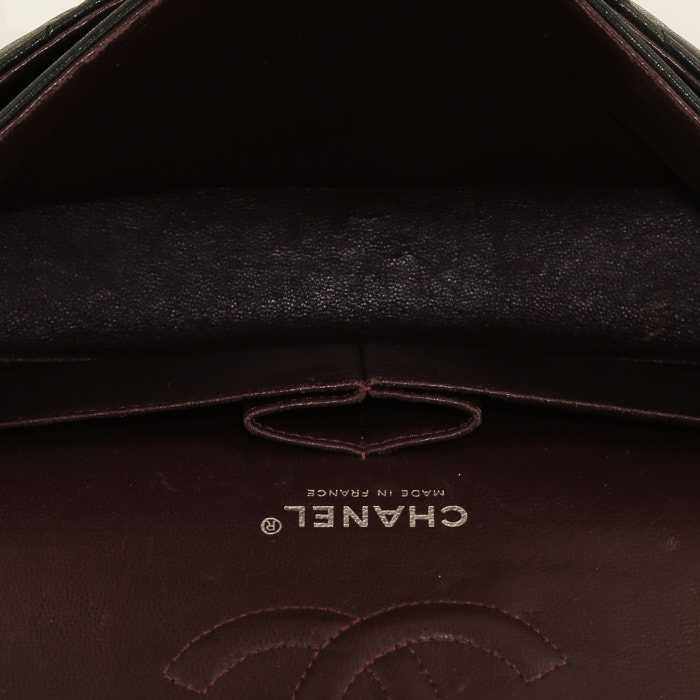 Chanel  Timeless Classic handbag  in black quilted leather - Detail D3