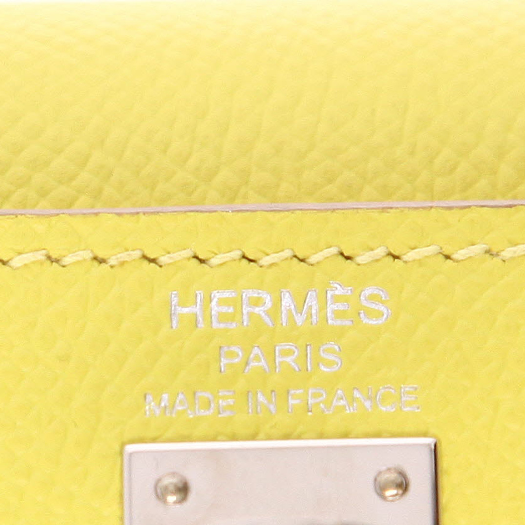 Borsa Hermes Kelly 25 cm in pelle Epsom giallo Lime - Detail D2