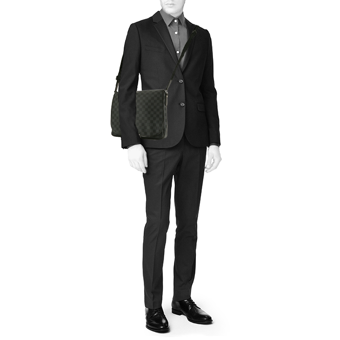 Sac bandoulière Louis Vuitton Messenger en toile damier gris Graphite et cuir noir - Detail D1