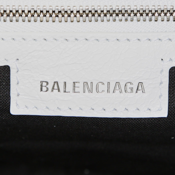 Sac porté épaule Balenciaga Cagole en cuir blanc - Detail D3