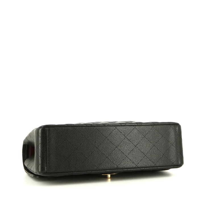 Chanel  Timeless Maxi Jumbo shoulder bag  in black quilted grained leather - Detail D5