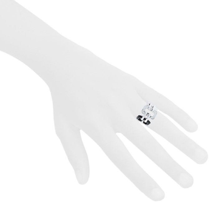 Chanel Première ring in white gold,  onyx and diamonds - Detail D1