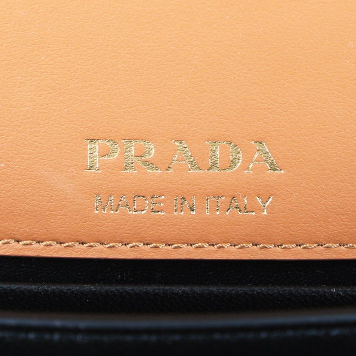 Borsa a tracolla Prada Sidonie in pelle beige - Detail D4