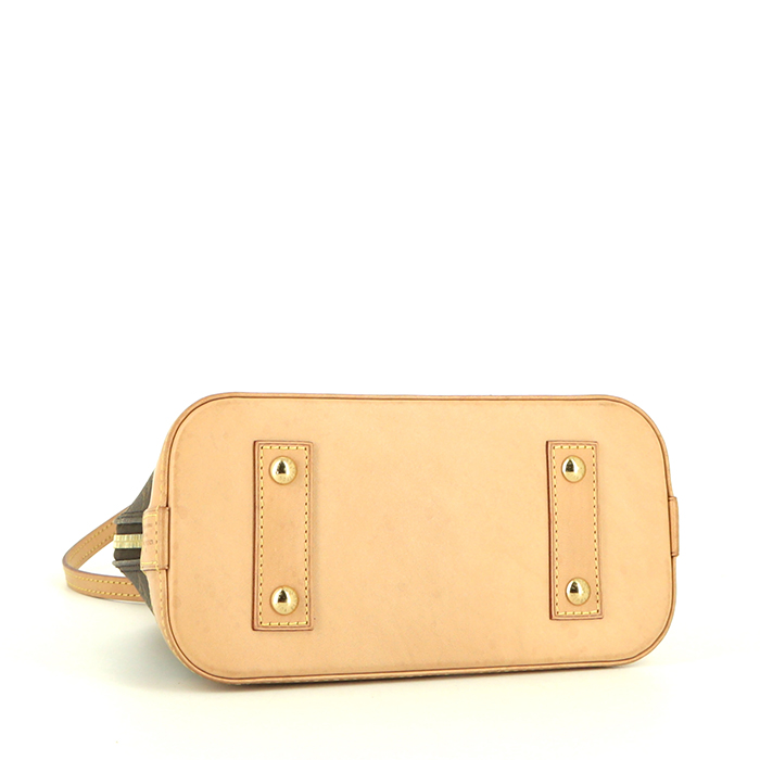 Bolso de mano Louis Vuitton Alma BB en lona Monogram marrón y cuero natural - Detail D5