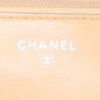 Chanel Wallet on Chain shoulder bag in beige quilted leather - Detail D3 thumbnail